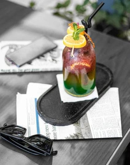 کافه رستوران رومادو در مشهد