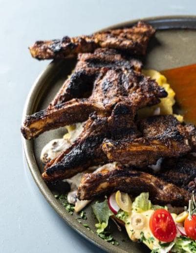 کافه رستوران رومادو در مشهد