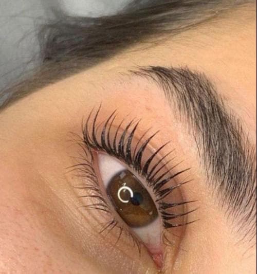 سالن زیبایی سارا در هاشمیه مشهد