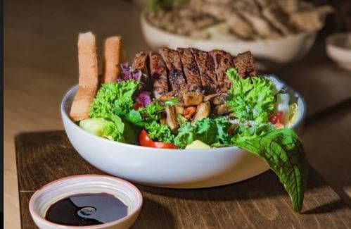 کافه رستوران نارنجستون در زند شیراز