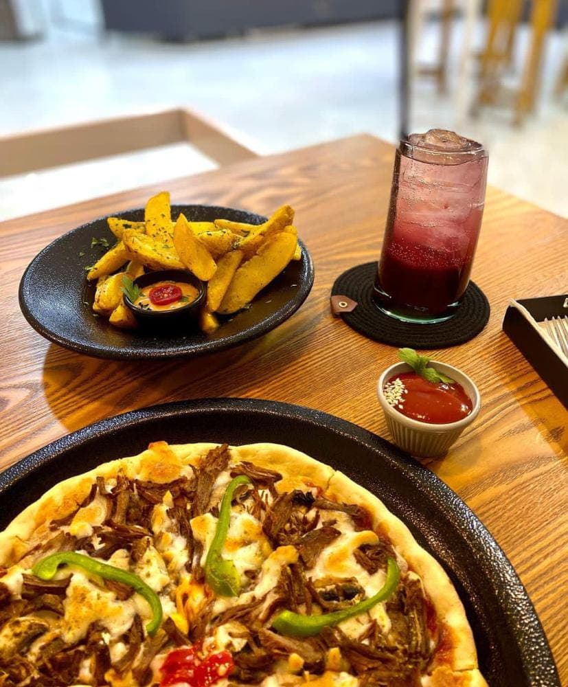 کافه هشتگ در شیراز