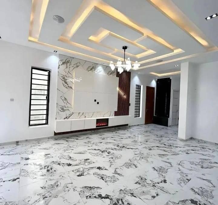 خدمات نقاشی ساختمان آدینه در مشهد