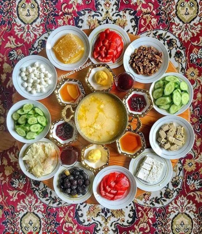 کافه صبحانه و عصرانه پلاس در مشهد