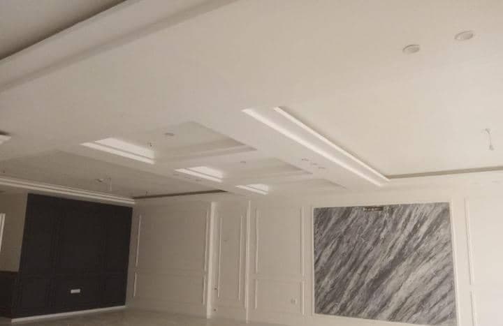 نقاشی ساختمان نگین در مشهد