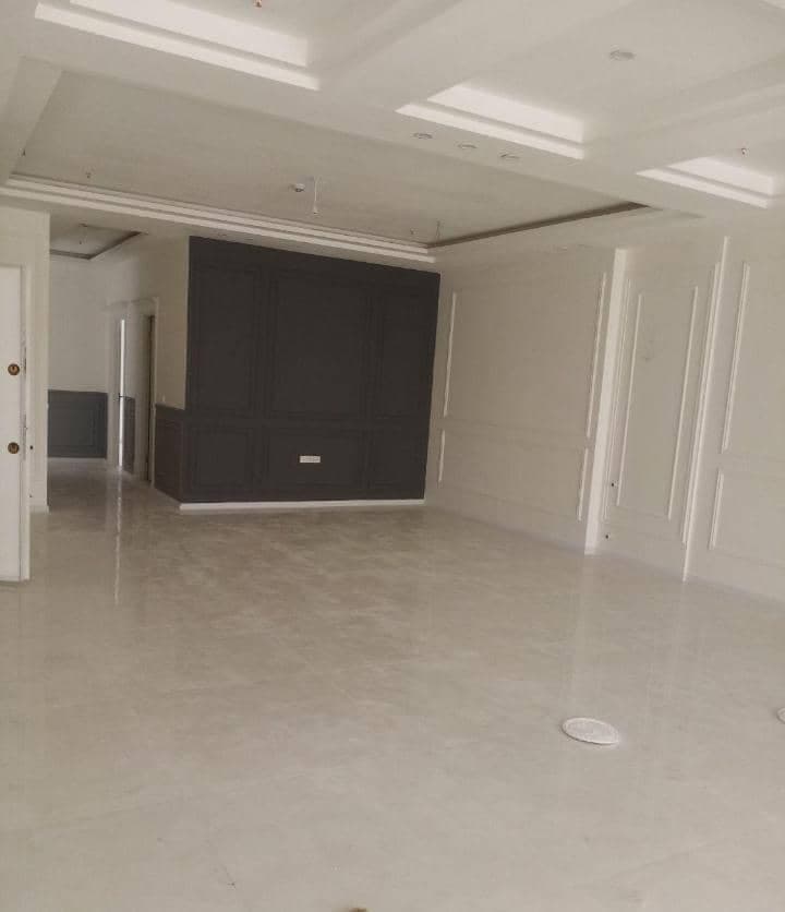 نقاشی ساختمان نگین در مشهد