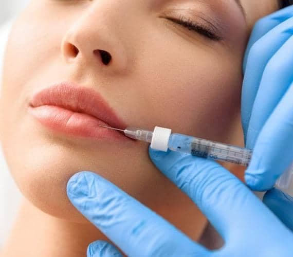 کلینیک زیبایی پوست مو و طب سنتی دکتر محمد رفیعی در شیراز