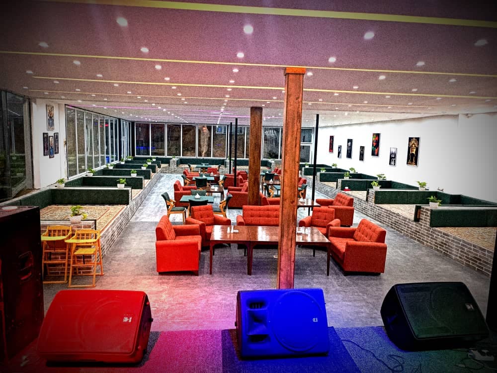 مجموعه باغ رستوران و سفره خانه دال در شیراز