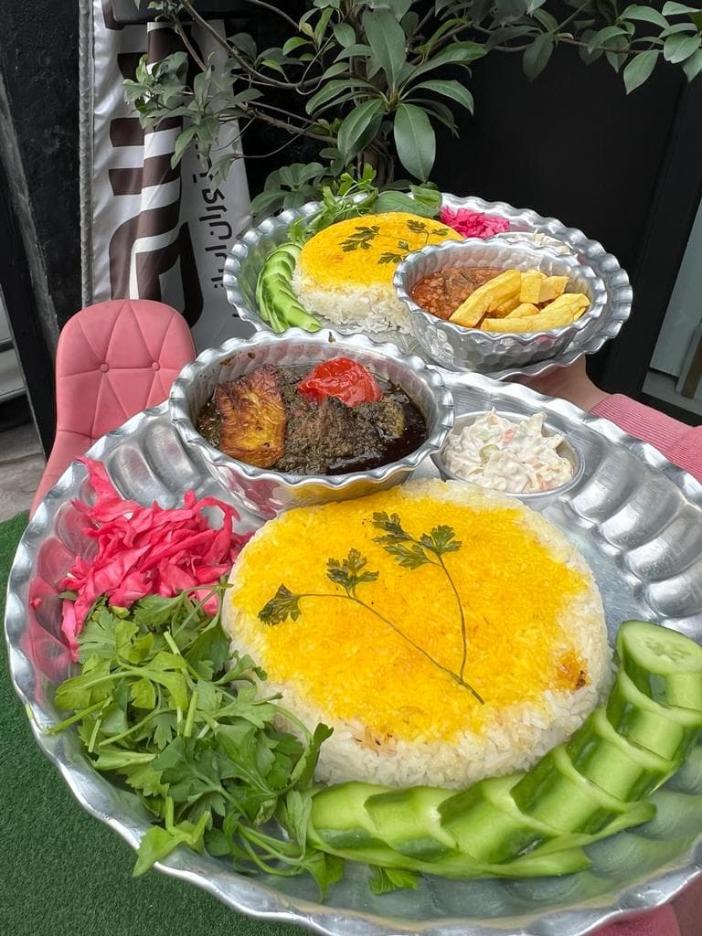 رستوران پارسی در رشت