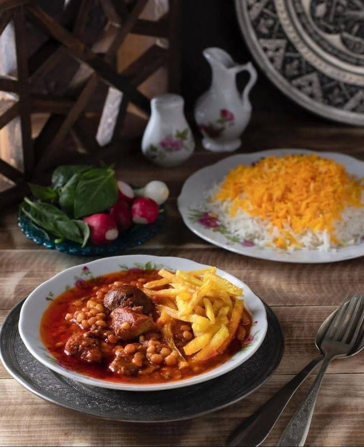 رستوران گلچین در فلکه ابوطالب مشهد