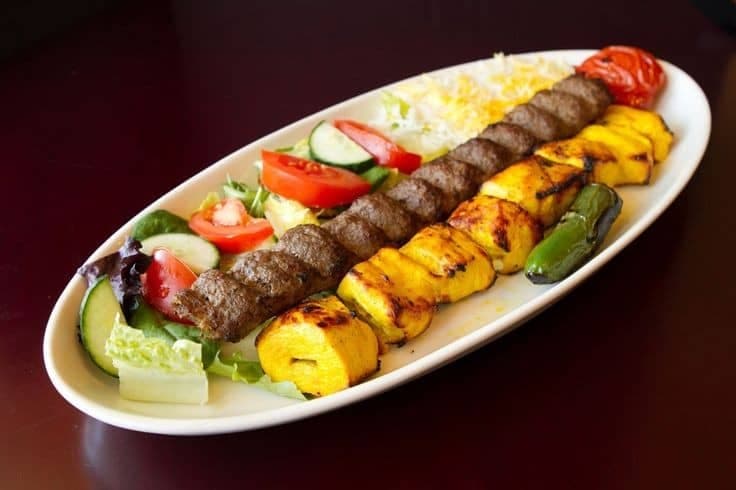 رستوران گلچین در فلکه ابوطالب مشهد