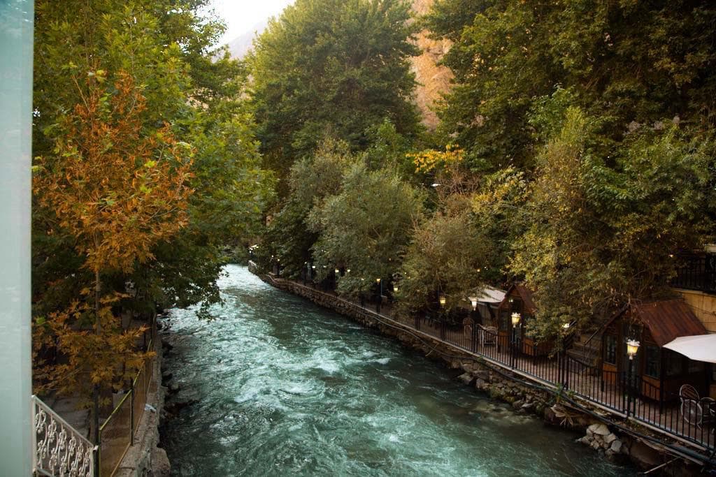 رستوران مهستان شاملو در کرج