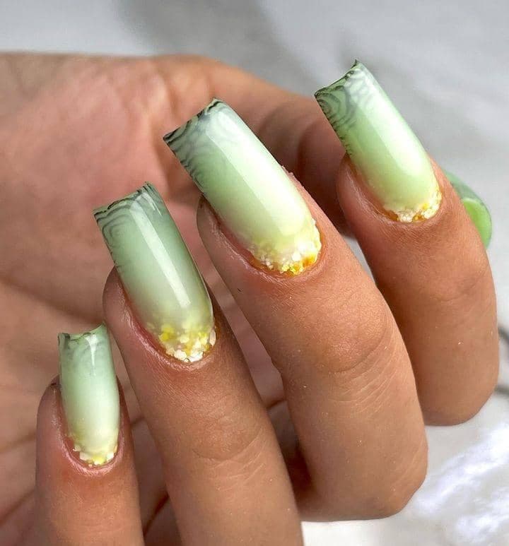 مرکز کاشت ناخن فاطمه قربانی در پیروزی تهران