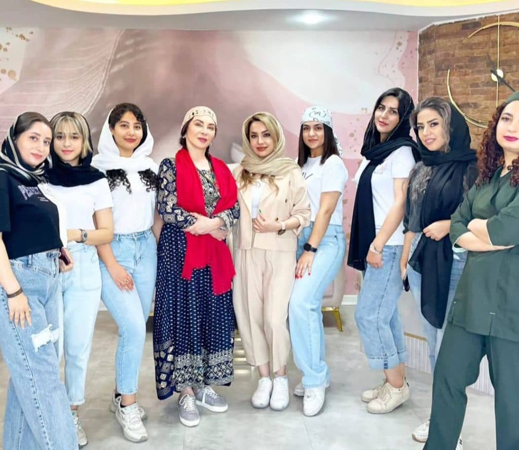 اکستنشن مو نسیم دهقانی در شیراز