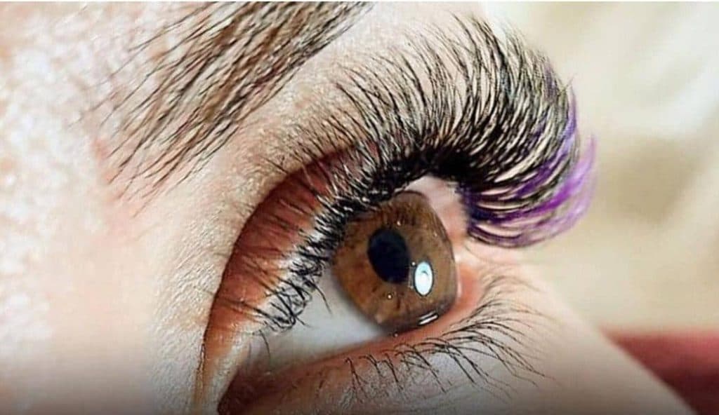 آموزش و خدمات اکستنشن مژه فهیمه منظری در دلاوران مشهد