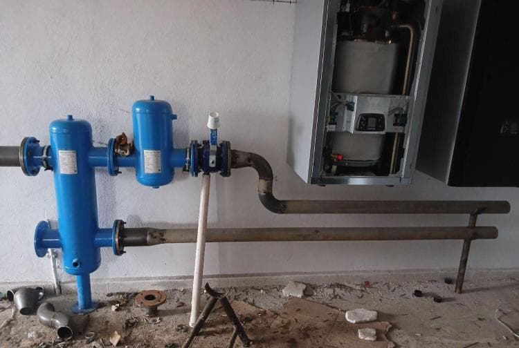 اجرای لوله کشی گاز آتشنشانی فردین احمدوند در محمدشهر