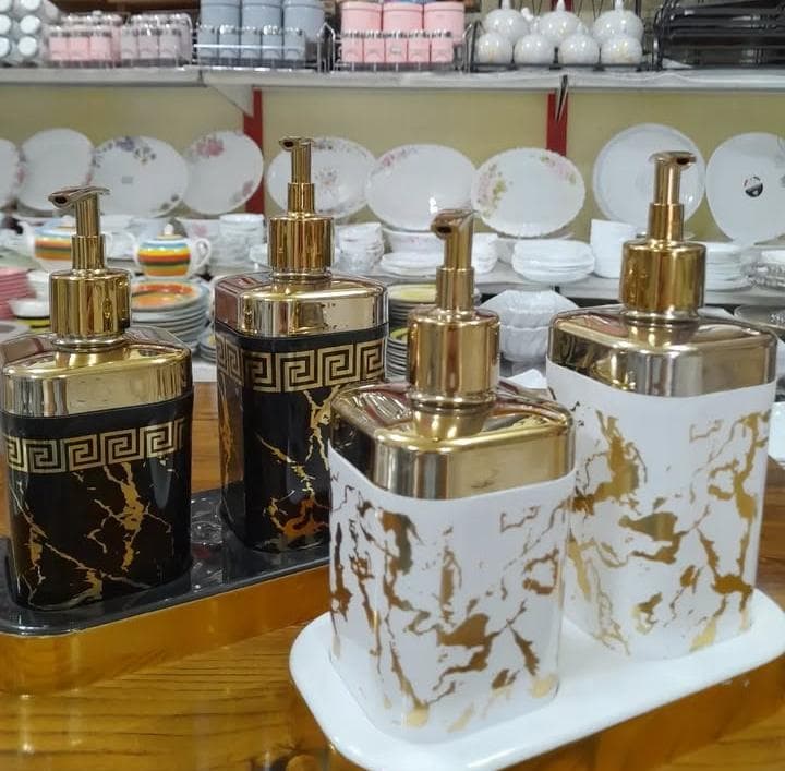 پلاسکو بزرگ گیلان علیزاده در رشت