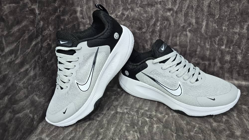 فروشگاه ورزشی اسپرت مال اصفهان در تهران