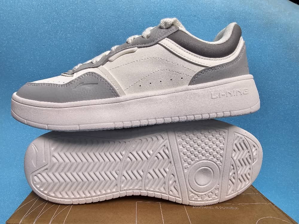 فروش کتانی ویتنامی اسپرت 340 در اصفهان