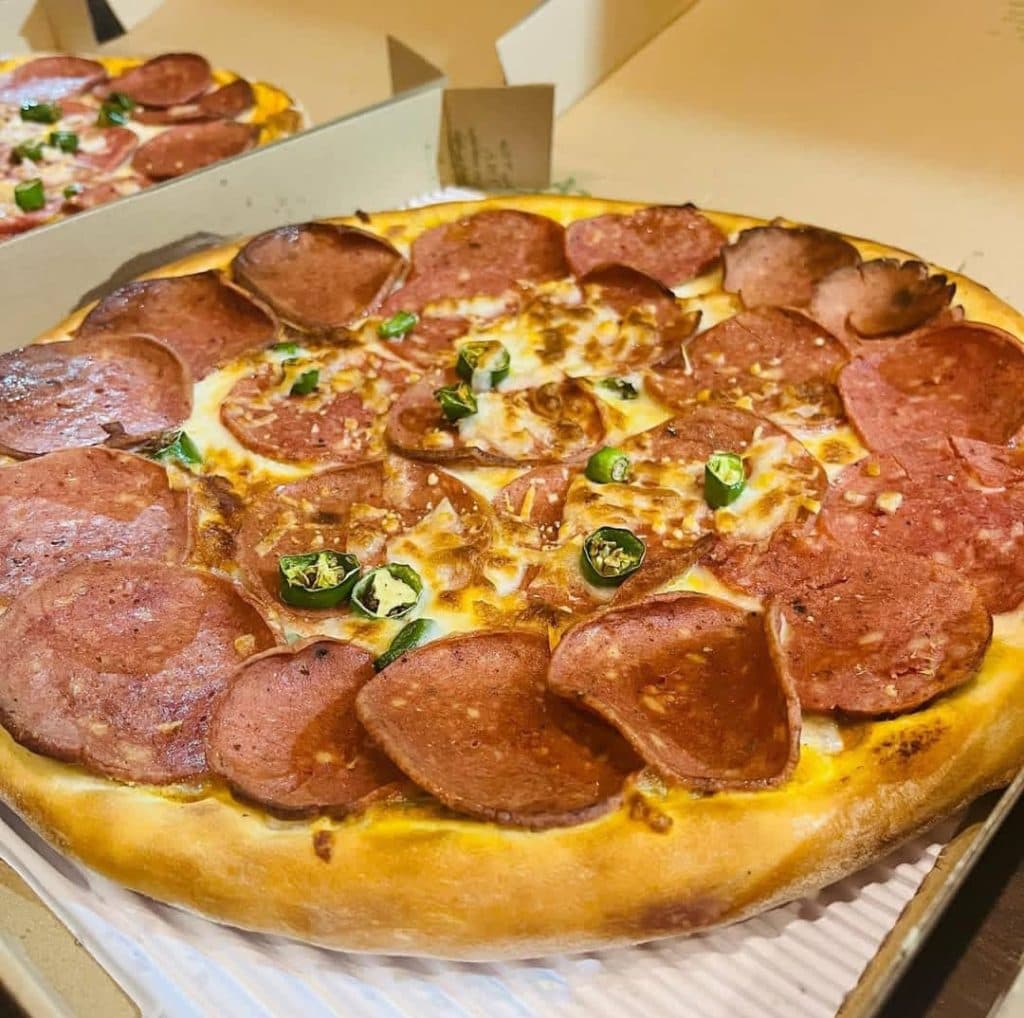 خانه پیتزا ایتالیایی ناصری در رشت