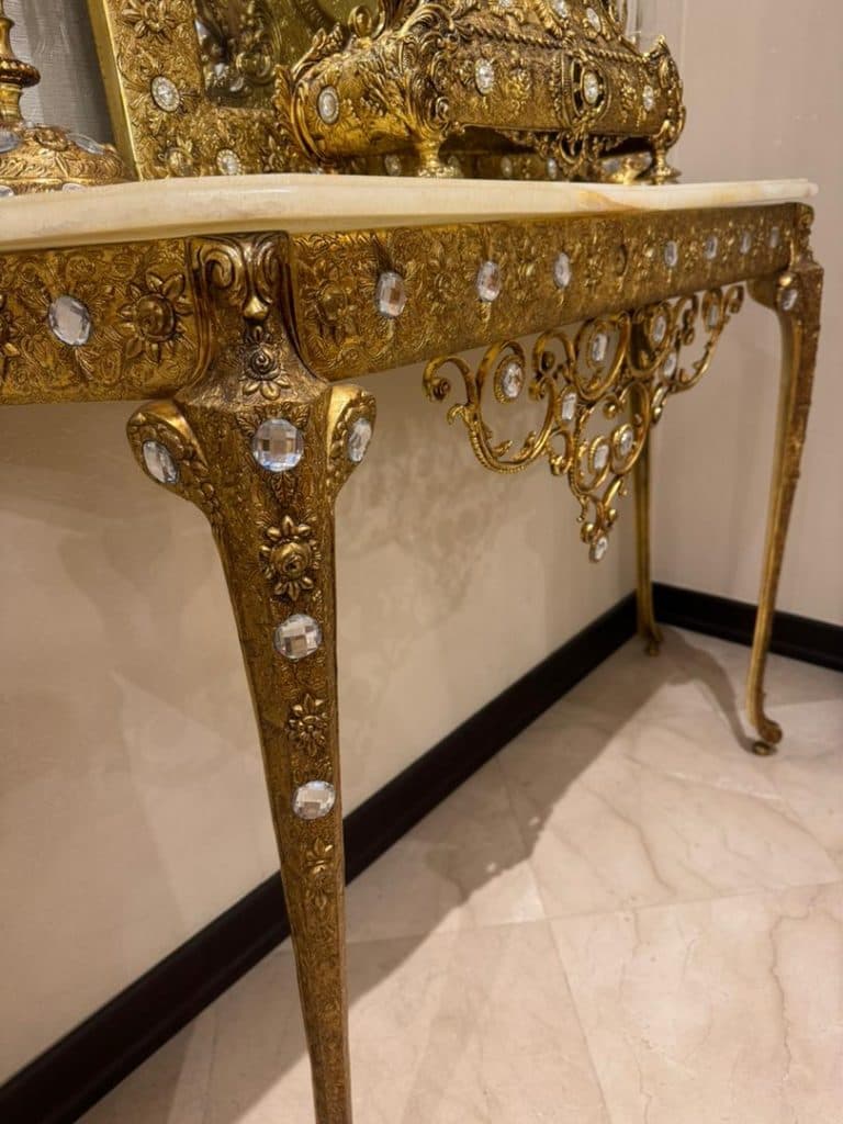 خریدار آیینه شمعدان و لوستر برنجی آب طلا رضایی در تهران