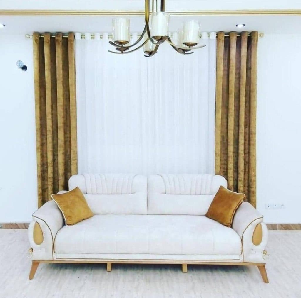 فروش و نصب پرده دانشجو در مشهد