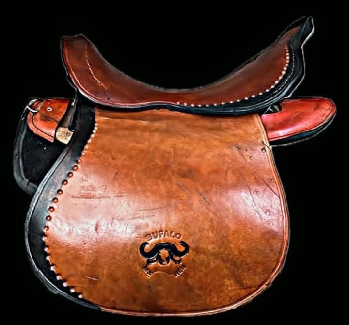 تولید و پخش لوازم سوارکاری یزدانی در مشهد