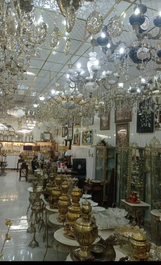فروشگاه لوستر برنزی کریستالی پدیده یوسفی در نور آباد