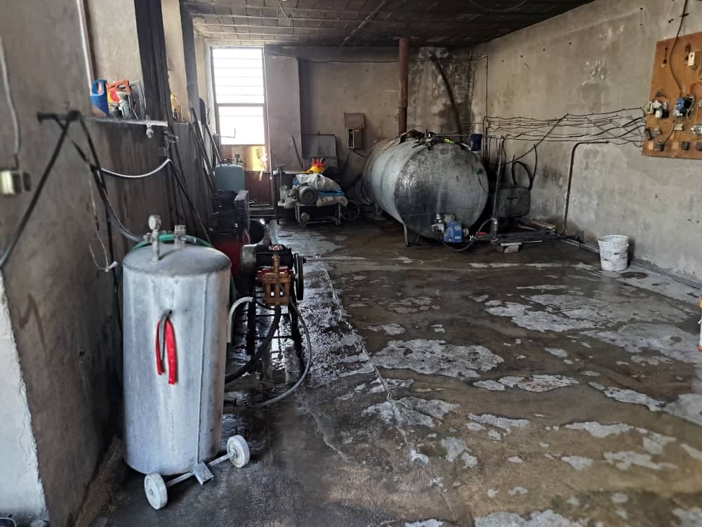 کارواش پاکشو در دهاقان