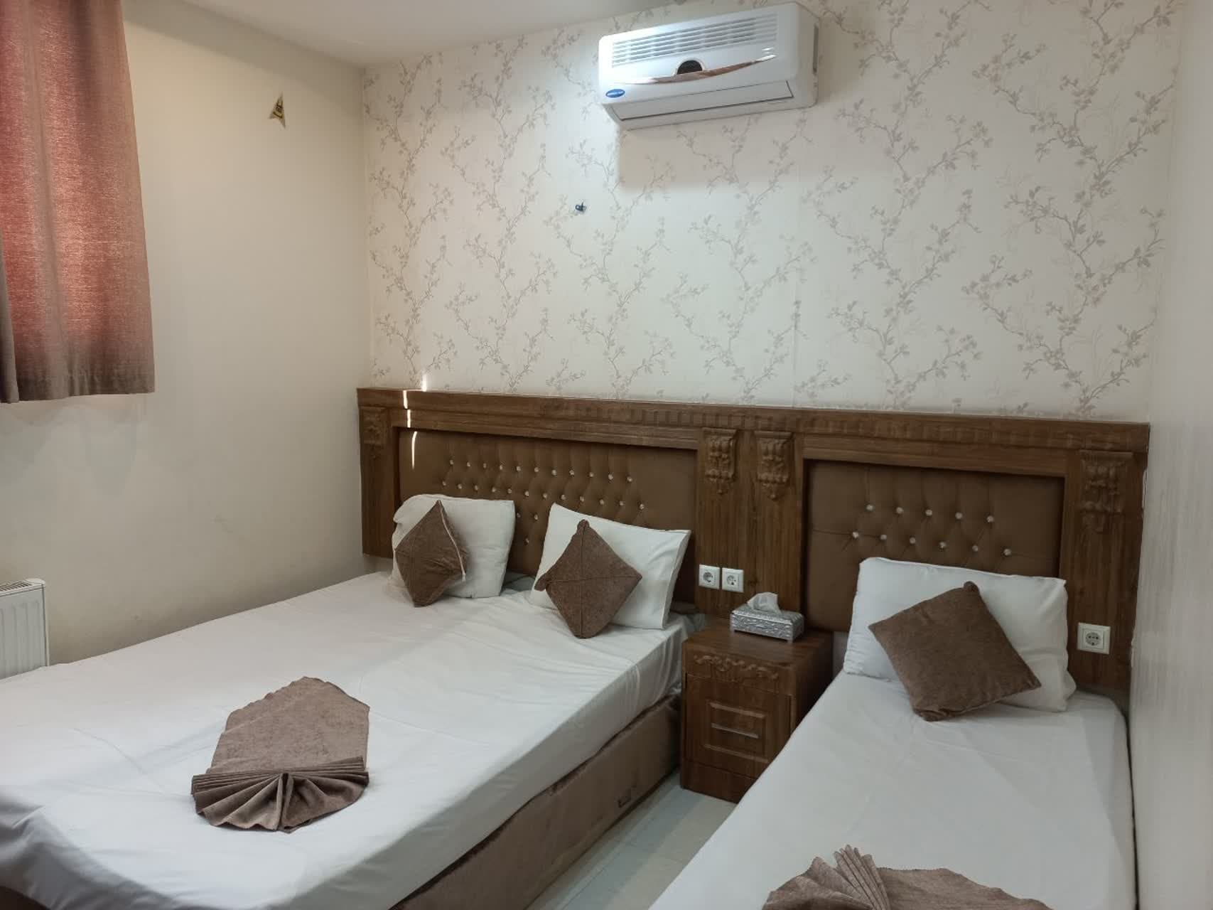 هتل خلف باغ در مشهد