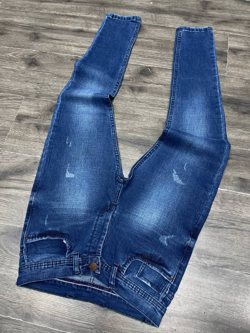 تولید و پخش پوشاک مرصاد جین در تهران