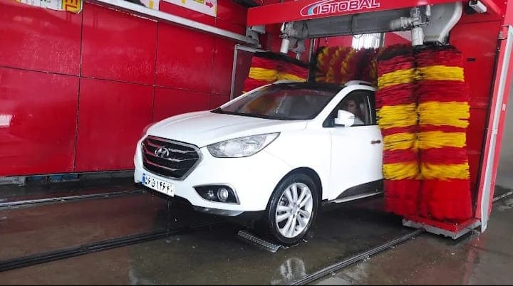 کارواش اتومات توکلی در الیگودرز