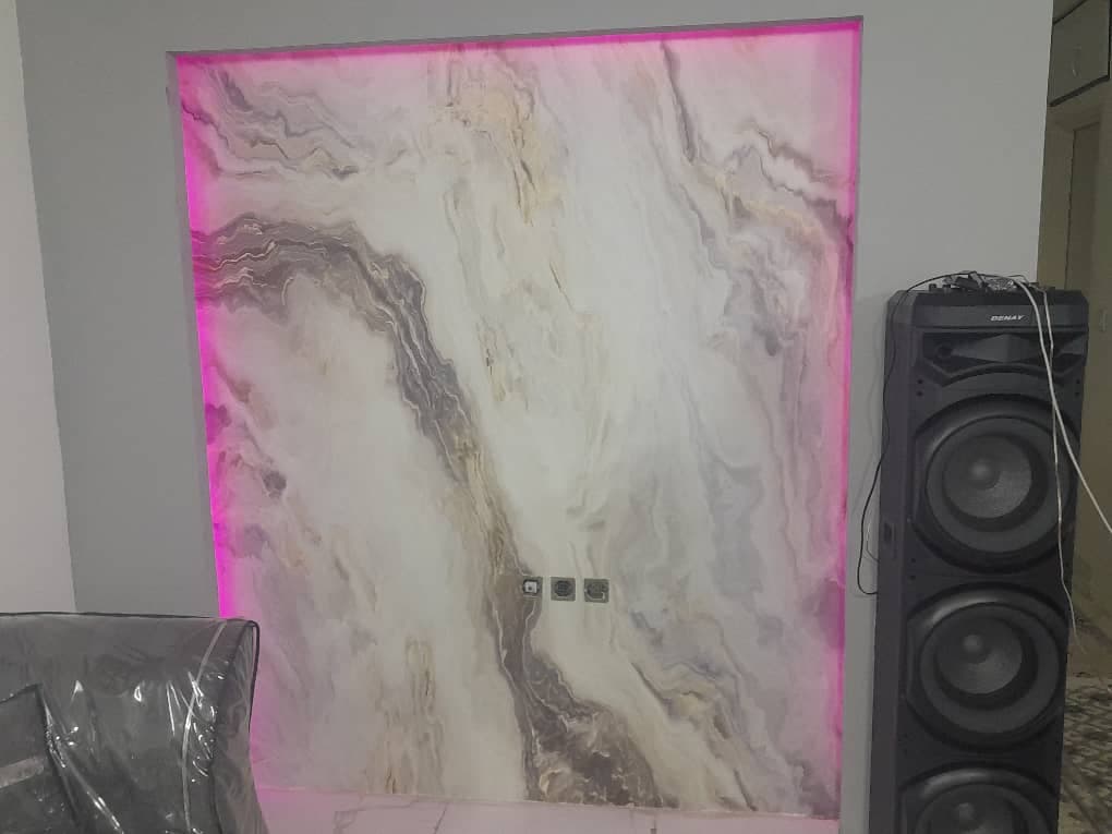 نصب کاغذ دیواری رحمتی در مشهد