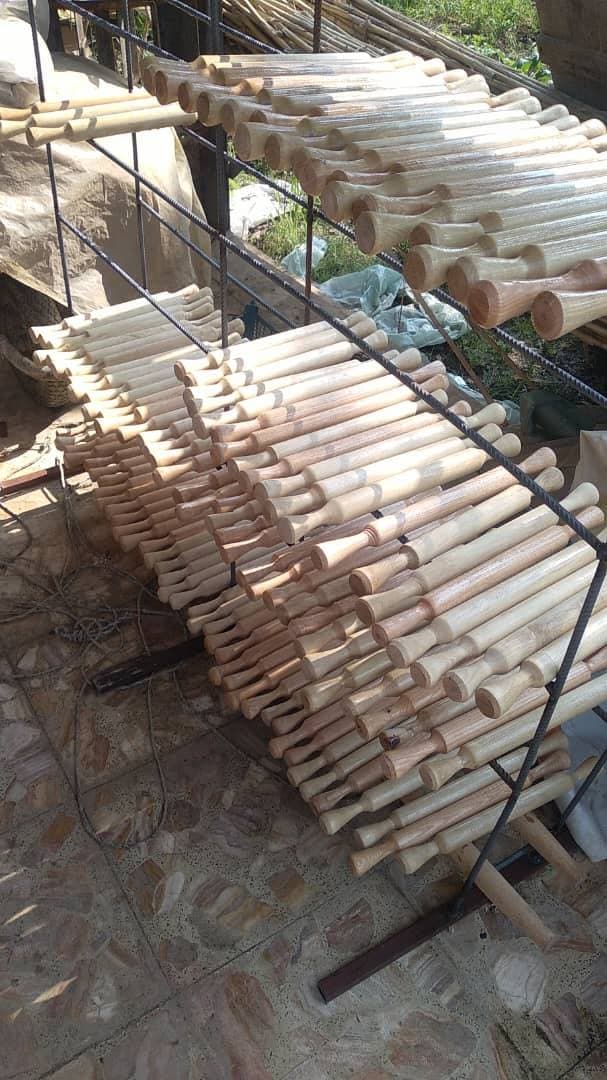 تولید صنایع دستی چوبی طاهری در پره سر