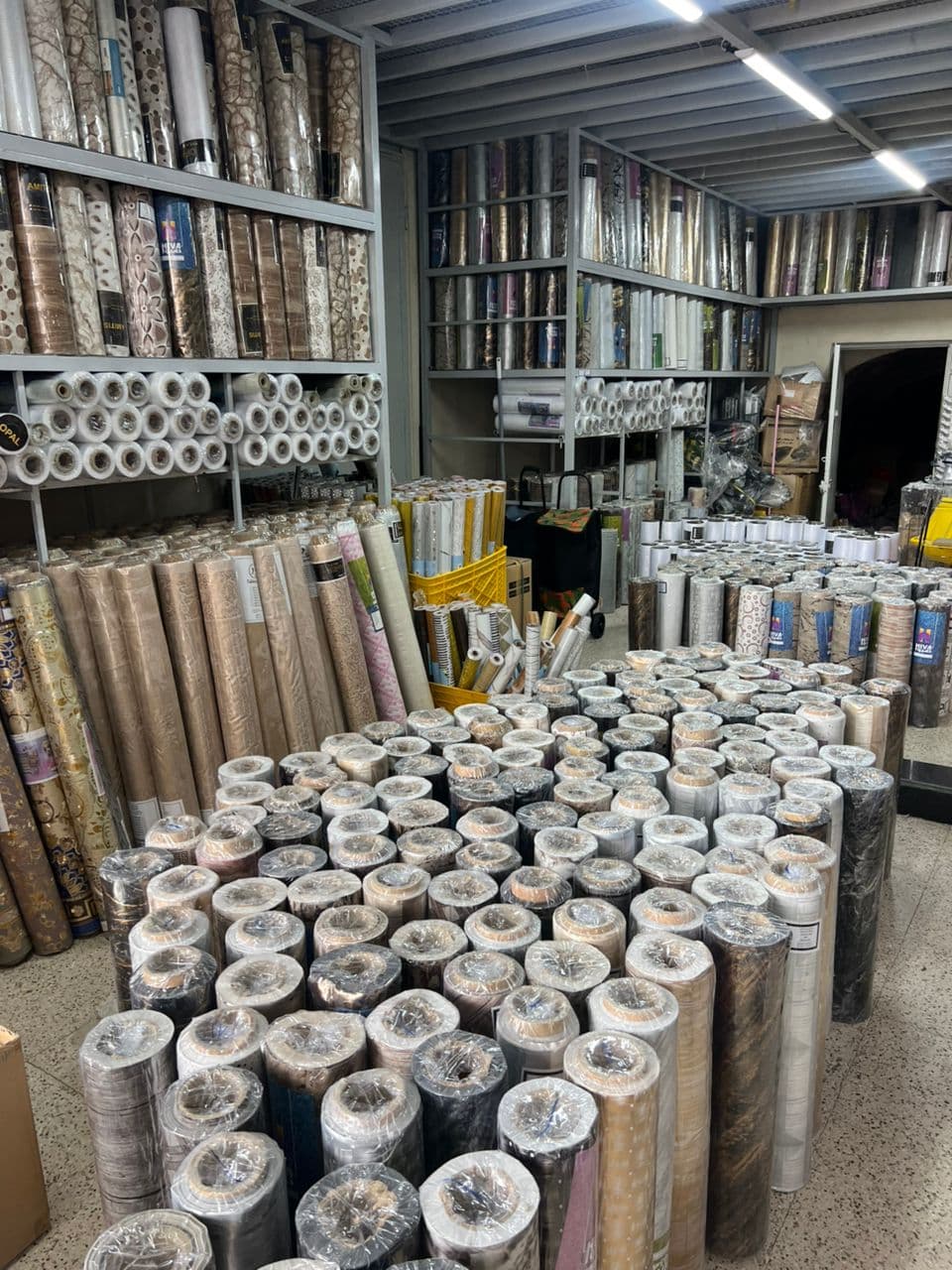 فروشگاه لوازم آشپزخانه و پلاسکو ابوطالبیان در همدان