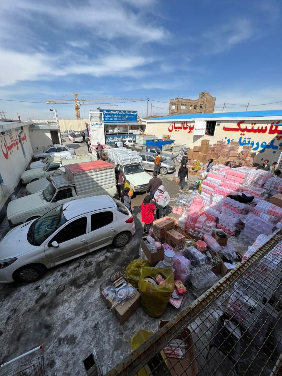 فروشگاه لوازم آشپزخانه و پلاسکو ابوطالبیان در همدان