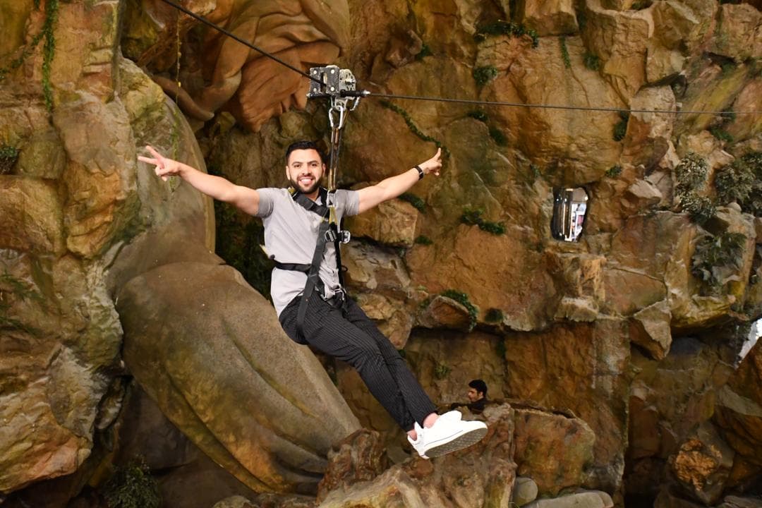 زیپ لاین و پل معلق مجتمع تفریحی آرمان در خیابان نواب مشهد