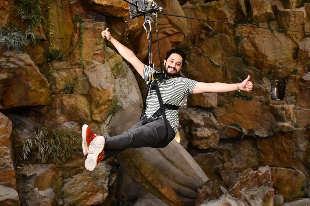 زیپ لاین و پل معلق مجتمع تفریحی آرمان در خیابان نواب مشهد