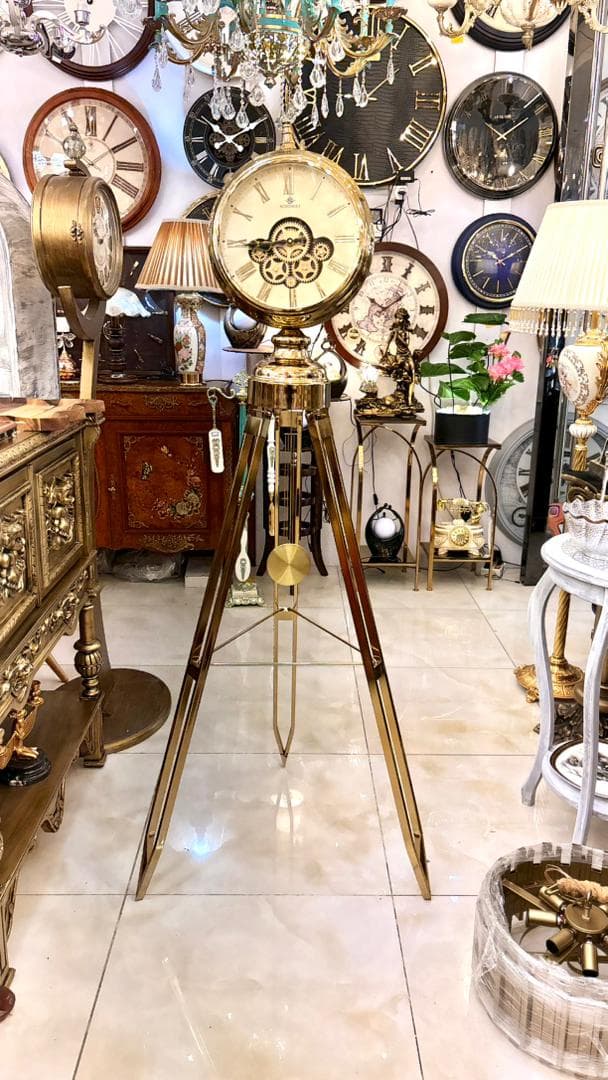 فروشگاه لوازم لوکس دکوری و تزئینی دکورال آنتیک در اصفهان