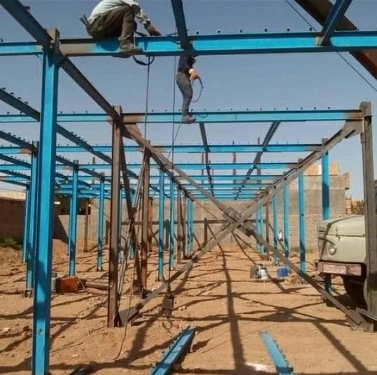 درب و پنجره سازی آهنی نوین در تربت جام