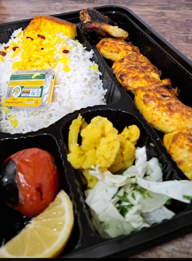 رستوران عمو قاسم در اردستان