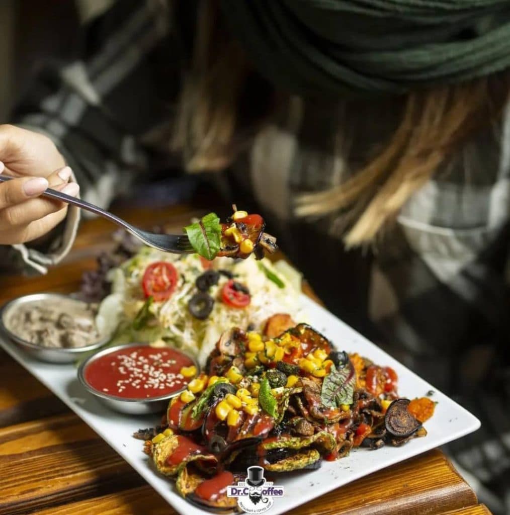 کافه رستوران دکتر کافی طوسی در مشهد خراسان رضوی