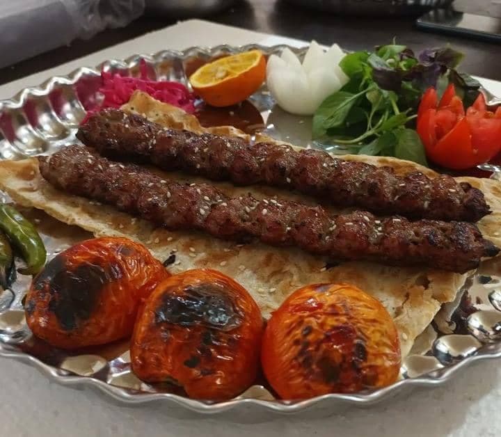 رستوران سینی کباب مهرشهر در کرج