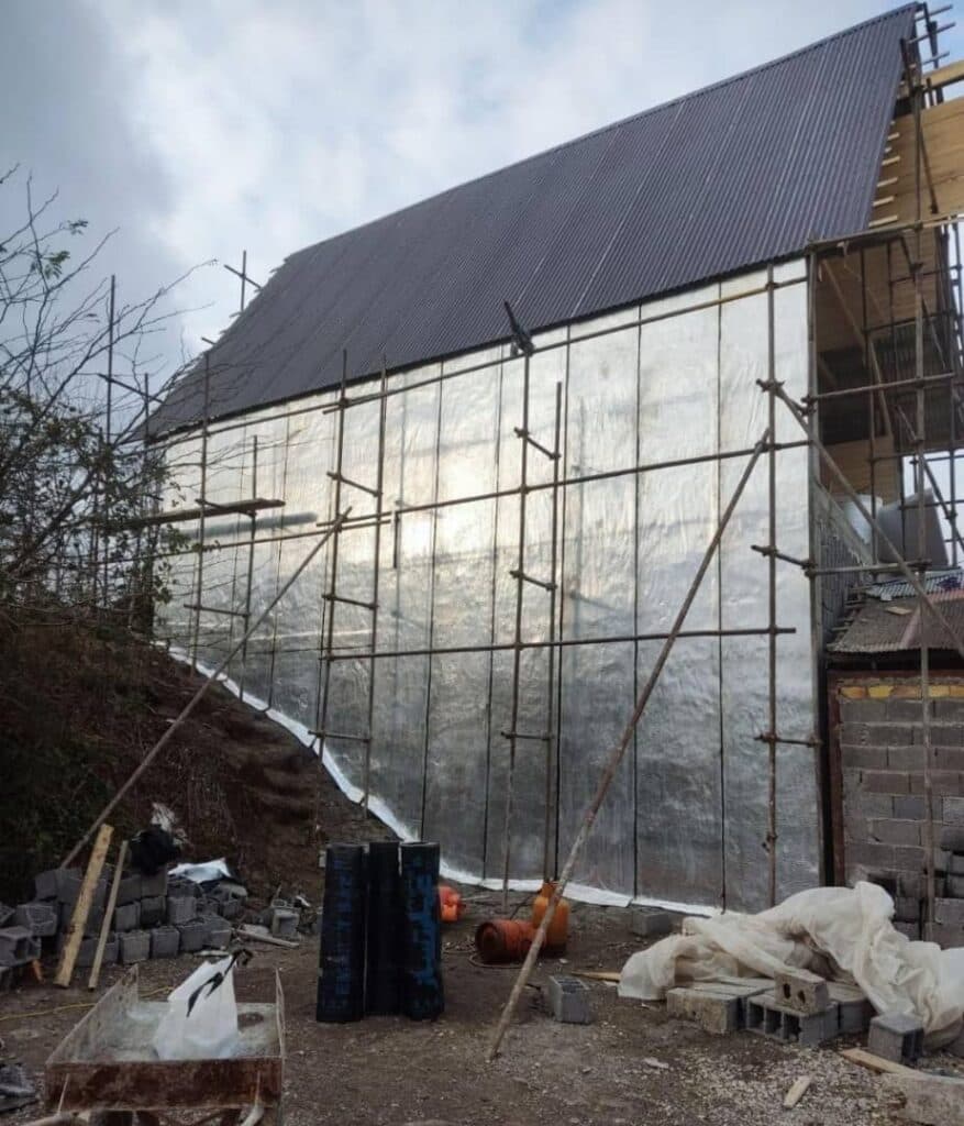 ایزوگام و داربست گروه پیمانکاری ماندگار در رشت