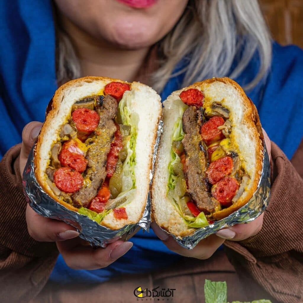 کافه رستوران آفتاب گردان در مشهد