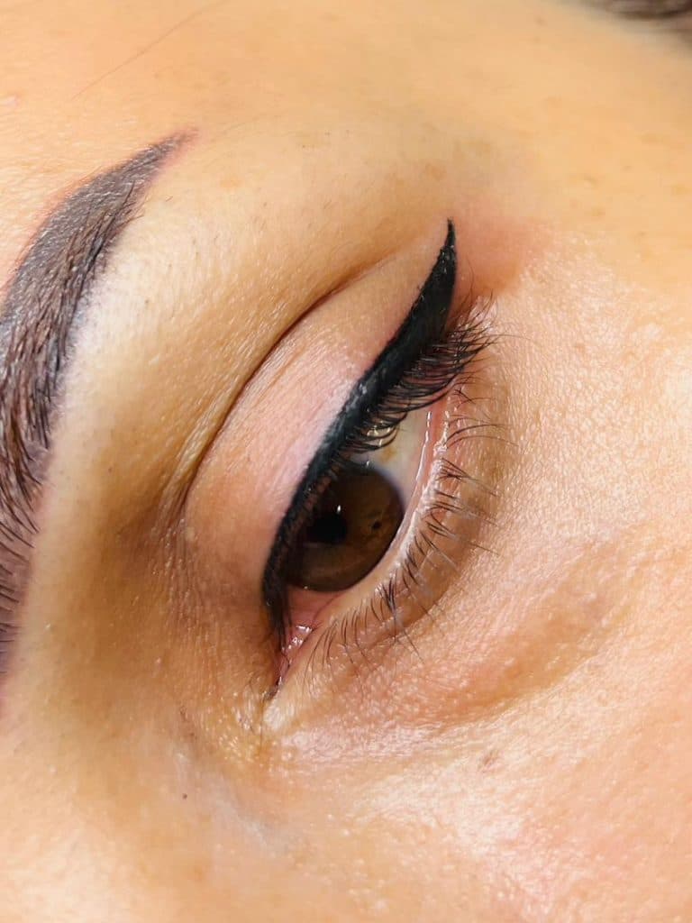 مرکز تخصصی آرایش دائم فروغ نظری در رشت