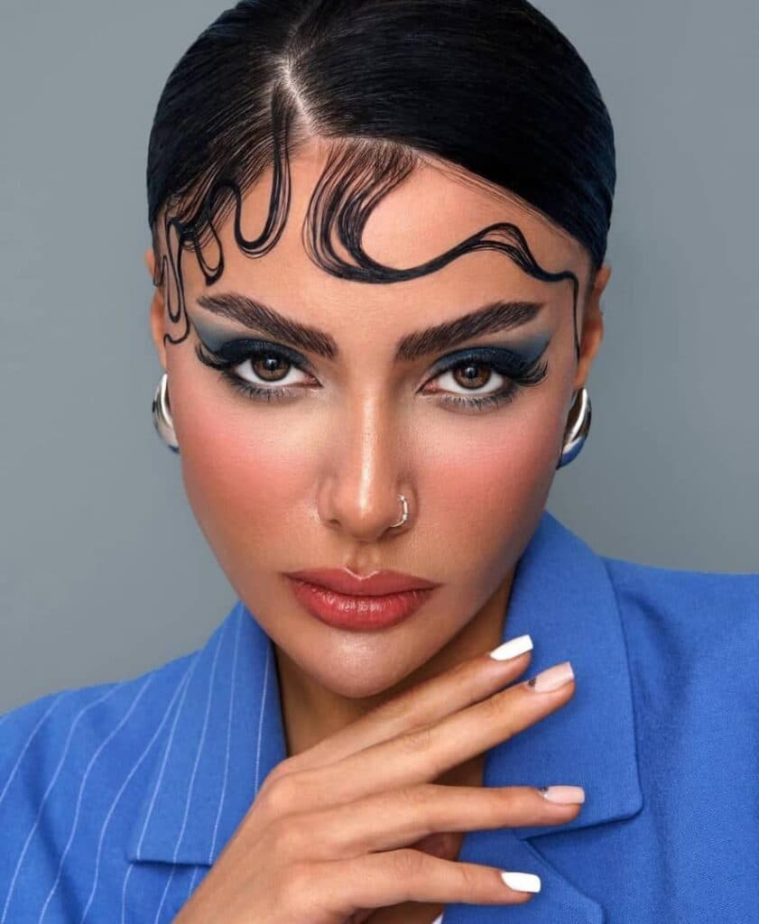 آموزش و خدمات تخصصی میکاپ عروس vip هدیه بهاری در اصفهان