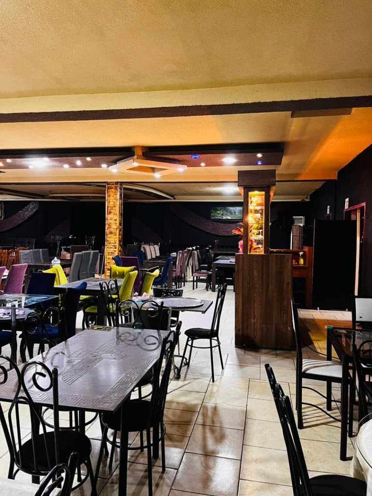 کافه رستوران هزار دستان در رشت