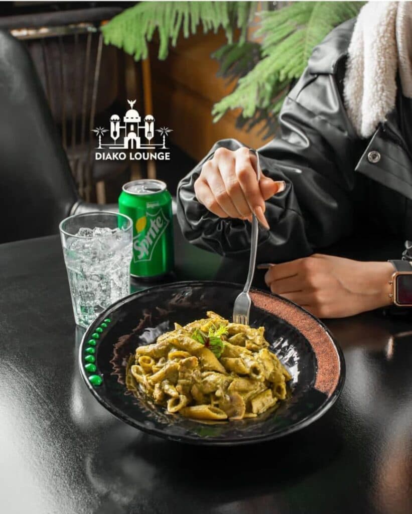 کافه رستوران دیاکو در کرج