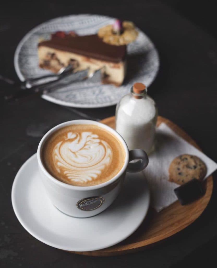 کافه فست فود گری Gray در قدوسی شیراز