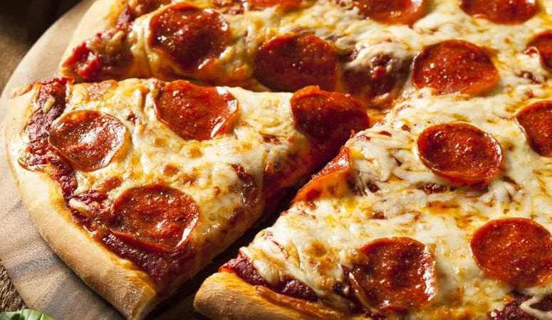 فست فود پیتزا کاج در جانباز مشهد